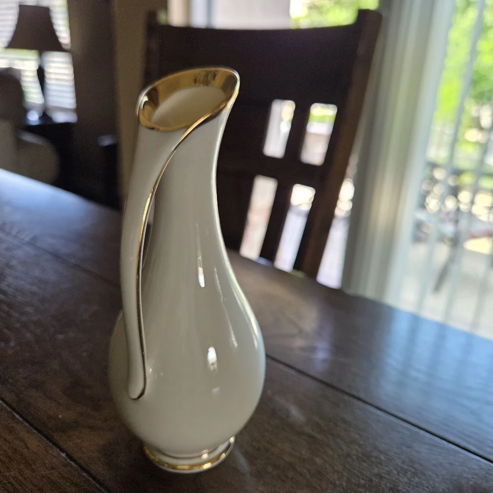 Mid Century Asymetic Floral Vase With Handle Floral With Gold Trim